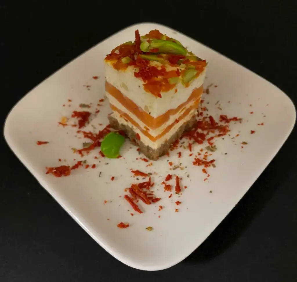 Millefeuille van zalm met groentjes