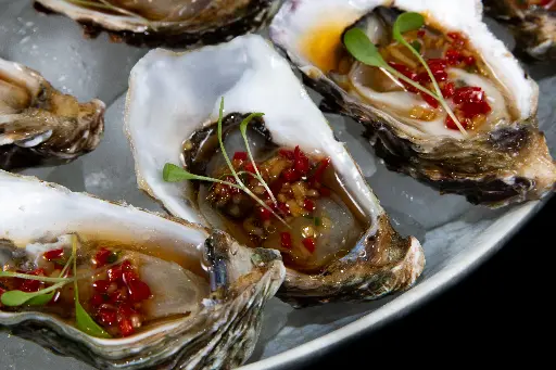Oesters met Yuzu vinaigrette (6 stuks)