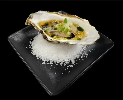 Oester met Yuzu (per stuk)